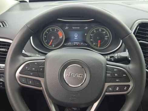 Used 2022 Jeep Cherokee Limited AWD/4WD image 33