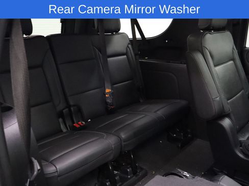 Used 2024 GMC Yukon XL Denali AWD/4WD image 24