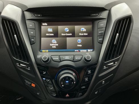 Used 2016 Hyundai Veloster Turbo FWD image 31