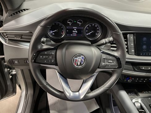 Used 2023 Buick Enclave Essence w/ Sport Touring Edition image 18