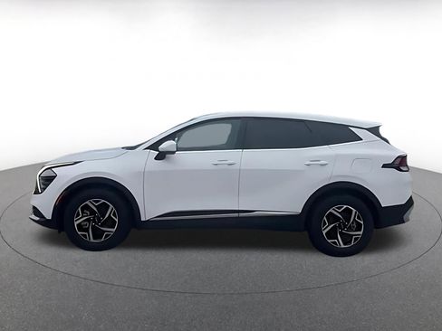 Used 2025 Kia Sportage LX FWD image 10