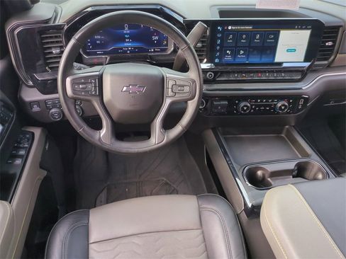 Certified 2025 Chevrolet Silverado 2500 ZR2 image 20