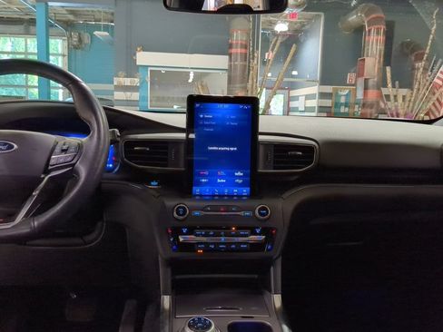 Used 2020 Ford Explorer ST w/ ST Street Pack AWD/4WD image 16