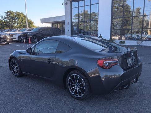 Used 2019 Toyota 86 Manual (Natl) image 10