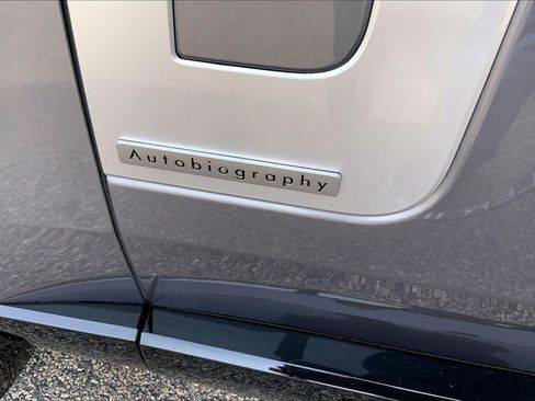 Used 2024 Land Rover Range Rover Autobiography AWD/4WD image 10
