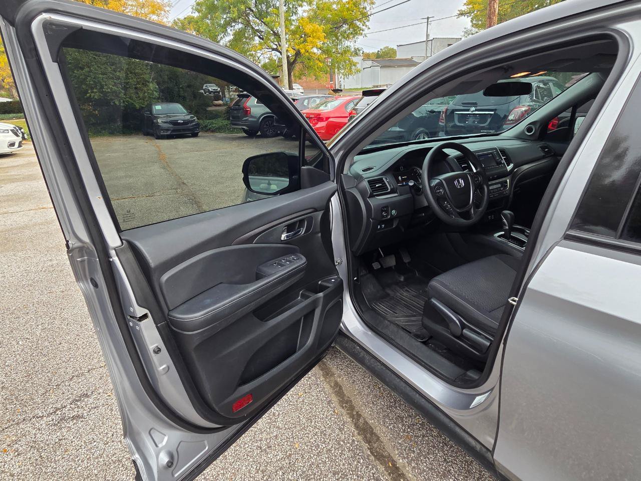 Used 2017 Honda Ridgeline RTL image 10