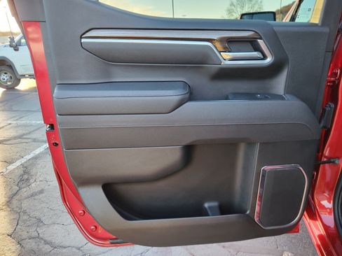 Used 2025 Chevrolet Silverado 1500 RST AWD/4WD image 25