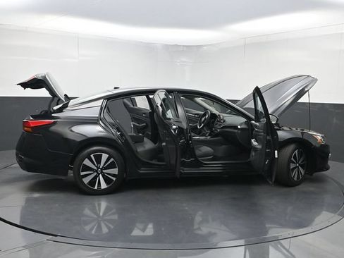 Used 2021 Nissan Altima 2.5 SV FWD image 37