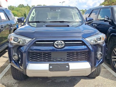 Certified 2021 Toyota 4Runner TRD Off-Road Premium w/ Moonroof Package image 2