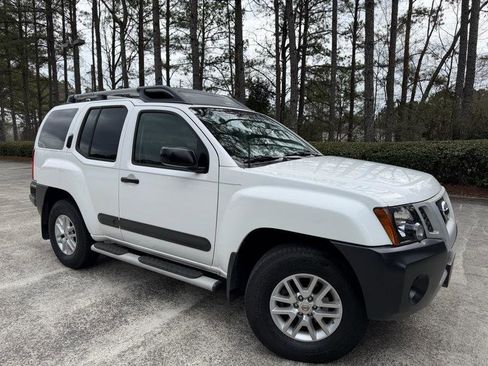 Used 2011 Nissan Xterra S w/ 4X4 Value Package image 13