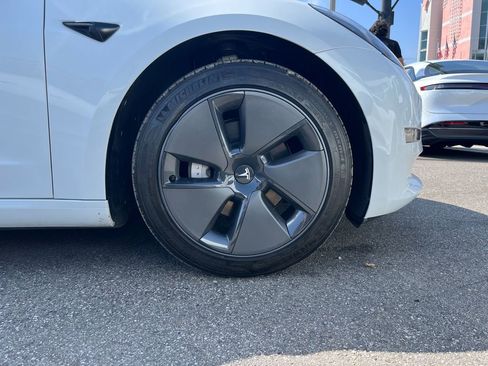 Used 2023 Tesla Model 3 Standard Range RWD image 7