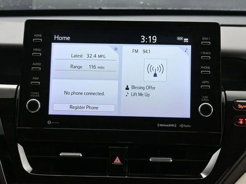 Used 2022 Toyota Camry XLE FWD image 21