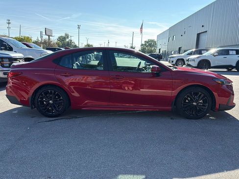 Used 2026 Toyota Camry SE FWD image 2