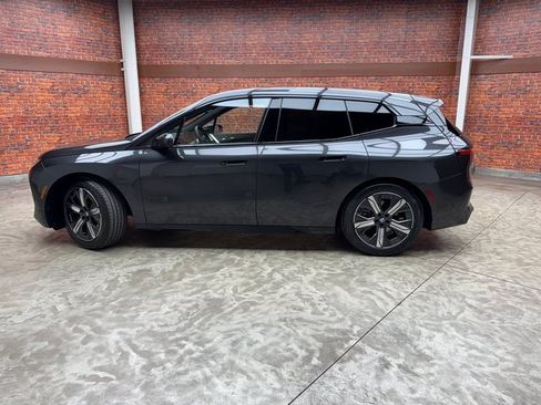 New 2026 BMW iX xDrive60 image 2