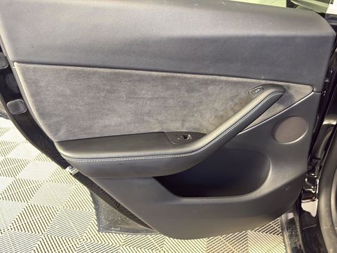 Used 2021 Tesla Model Y Performance AWD/4WD image 21