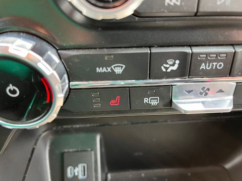 Used 2022 Ford F150 XLT w/ Equipment Group 302A High image 42