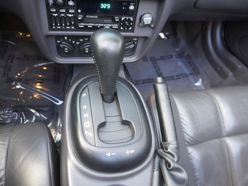 Used 1999 Plymouth Prowler Roadster 2D image 18