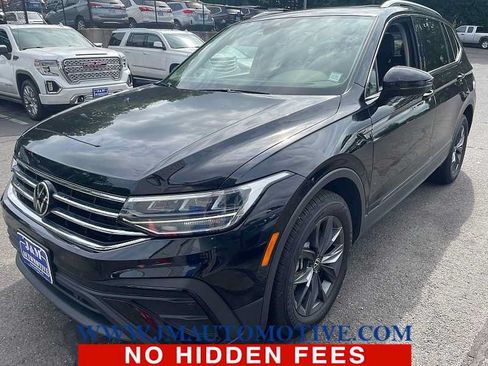 Used 2023 Volkswagen Tiguan SE w/ Panoramic Sunroof Package AWD/4WD image 1