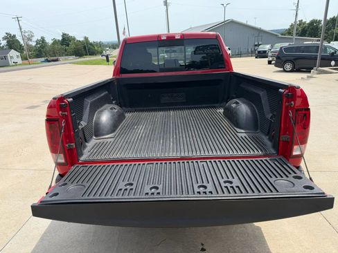 Used 2012 RAM 1500 Classic SLT AWD/4WD image 40