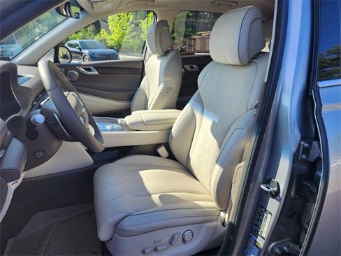 Used 2024 Genesis GV80 3.5T w/ Advanced Package image 24