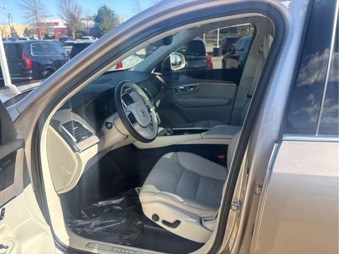 Used 2023 Volvo XC90 B6 Plus w/ Protection Package AWD/4WD image 23