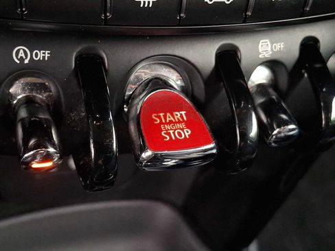 Used 2014 MINI Cooper S FWD image 19