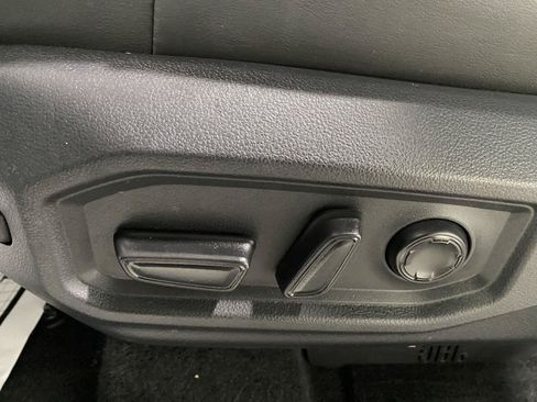 Used 2023 Toyota Sequoia Capstone AWD/4WD image 21