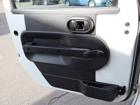 Used 2008 Jeep Wrangler X AWD/4WD image 26