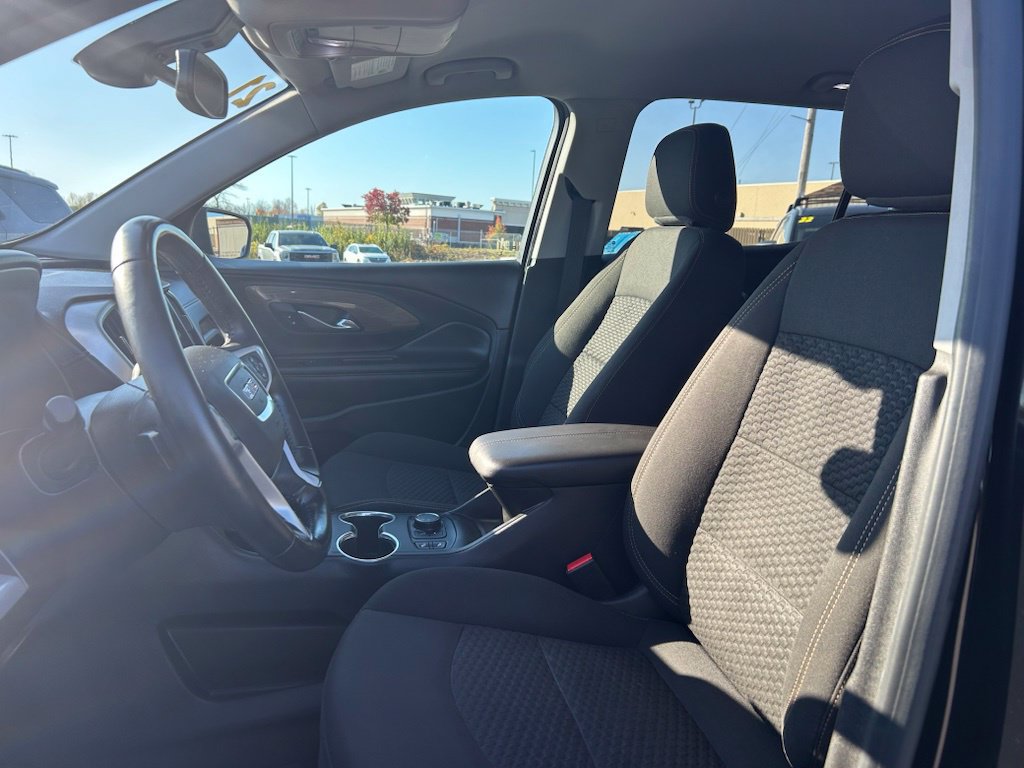 Used 2021 GMC Terrain SLE w/ Driver Convenience Package AWD/4WD image 9