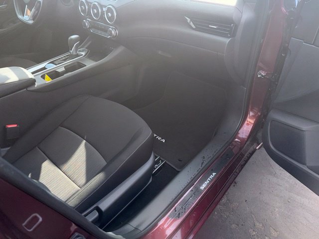 Used 2025 Nissan Sentra SV w/ Trunk Package FWD image 26
