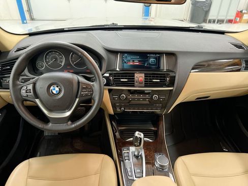 Used 2017 BMW X3 xDrive28i image 10