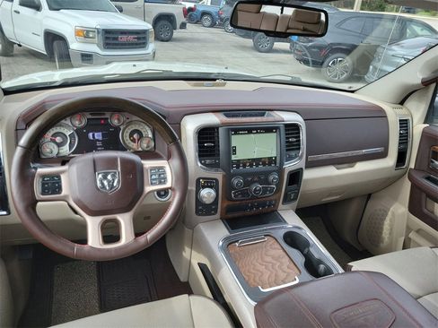 Used 2018 RAM 1500 Laramie Longhorn w/ Longhorn Southfork Package image 38