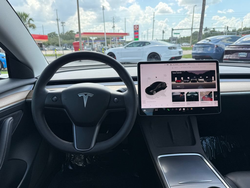 Used 2023 Tesla Model 3 Standard Range RWD image 18