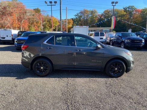 Used 2019 Chevrolet Equinox LT image 4