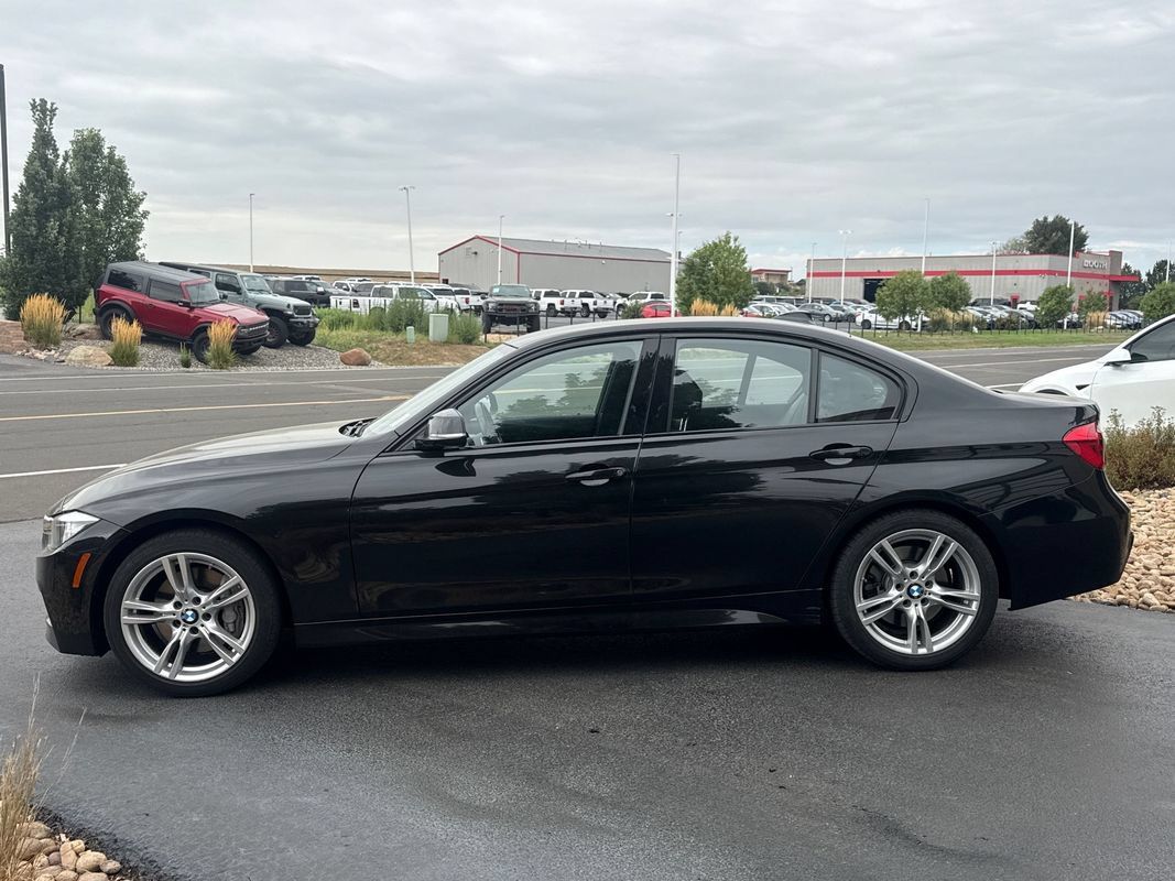 Used 2017 BMW 330i Sedan RWD image 36