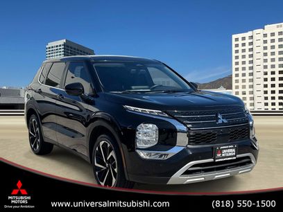 Used 2023 Mitsubishi Outlander SE