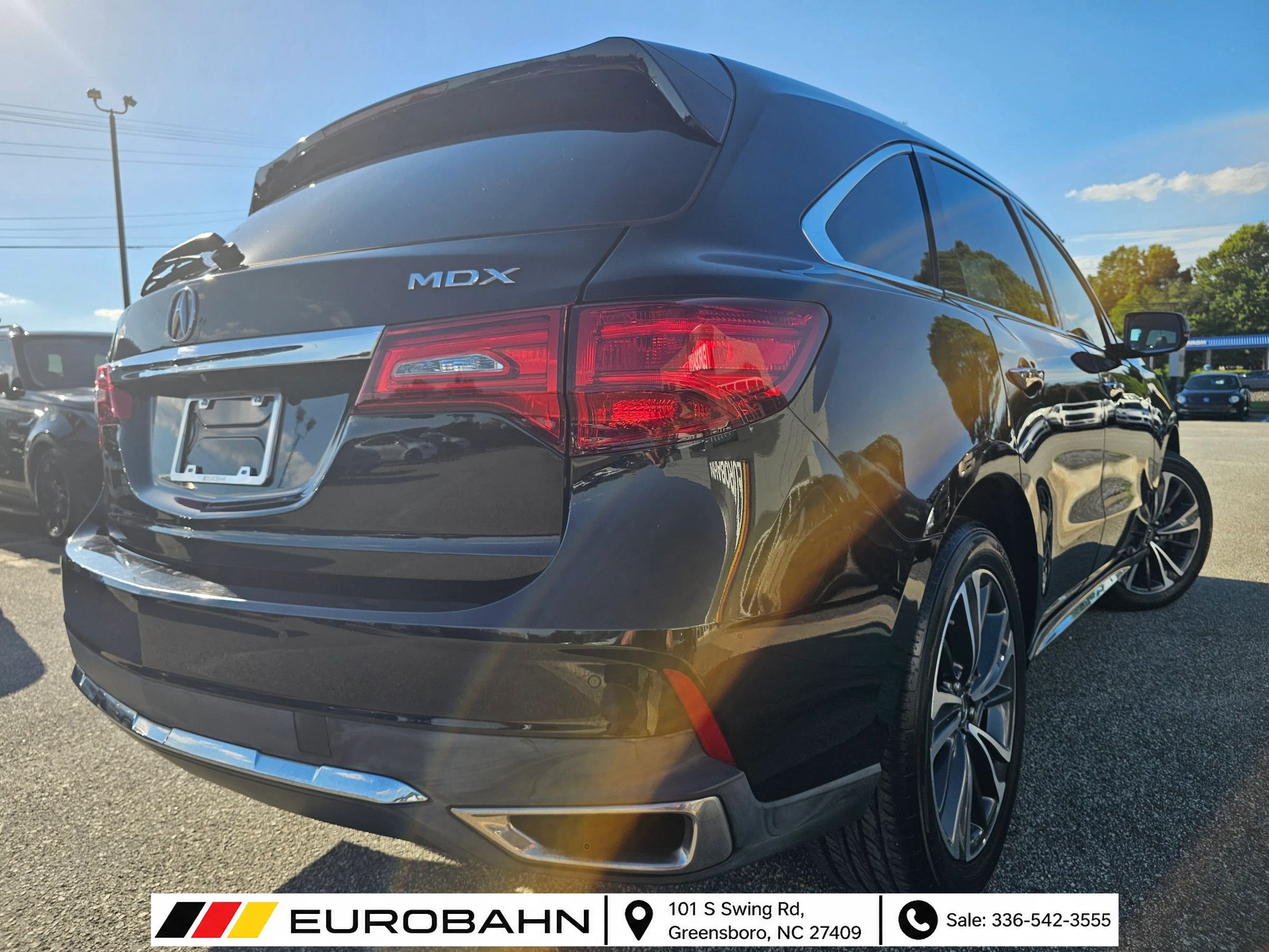 Used 2020 Acura MDX w/ Technology Package FWD image 5