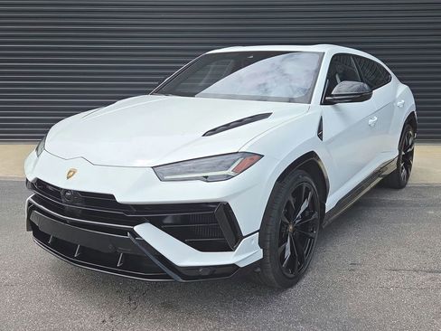 Used 2024 Lamborghini Urus S AWD/4WD image 1