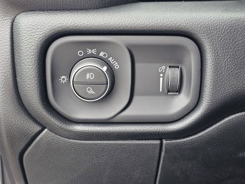 New 2026 RAM 2500 Tradesman AWD/4WD image 20