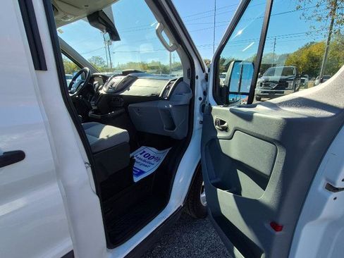 Used 2018 Ford Transit 350 XLT image 13