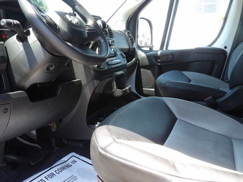 Used 2025 RAM ProMaster 3500 w/ Convenience Group FWD image 11