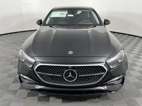 New 2026 Mercedes-Benz E 350 4MATIC Sedan image 5