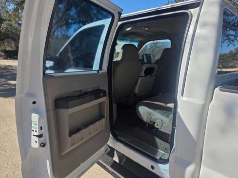 Used 2008 Ford F250 Lariat image 14