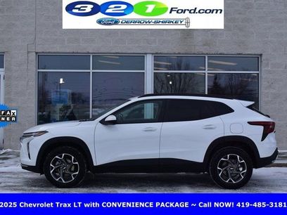 Used 2025 Chevrolet Trax LT w/ LT Convenience Package