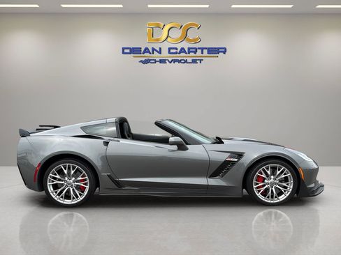 Used 2016 Chevrolet Corvette Z06 w/ 3LZ Preferred Equipment Group RWD image 6