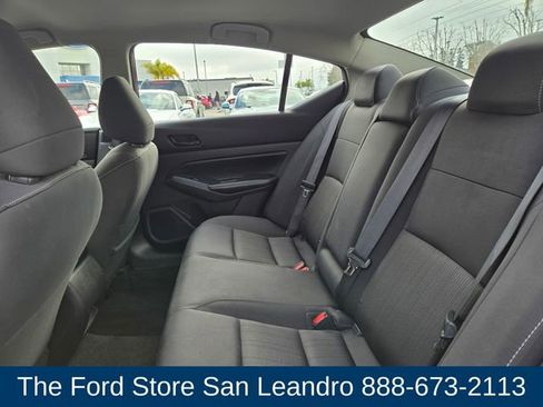 Used 2024 Nissan Altima 2.5 SV image 15