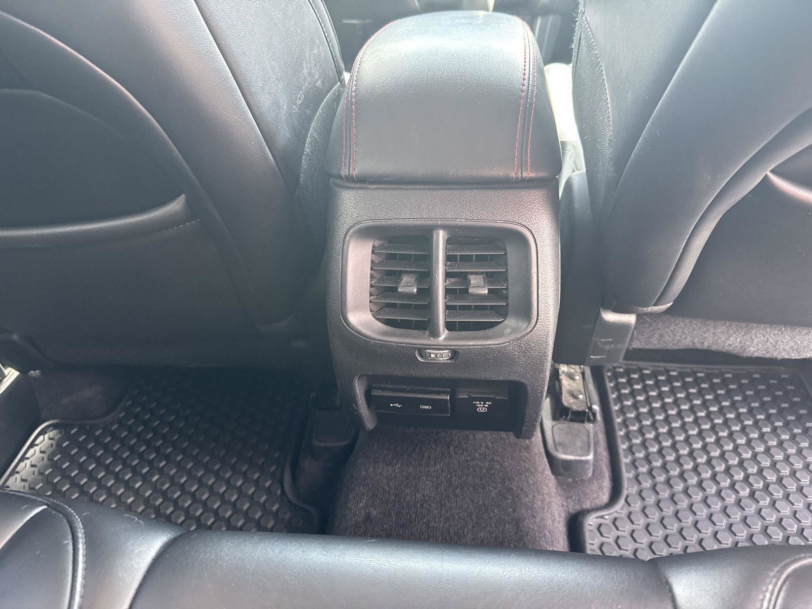 Used 2019 Jeep Cherokee Trailhawk AWD/4WD image 22
