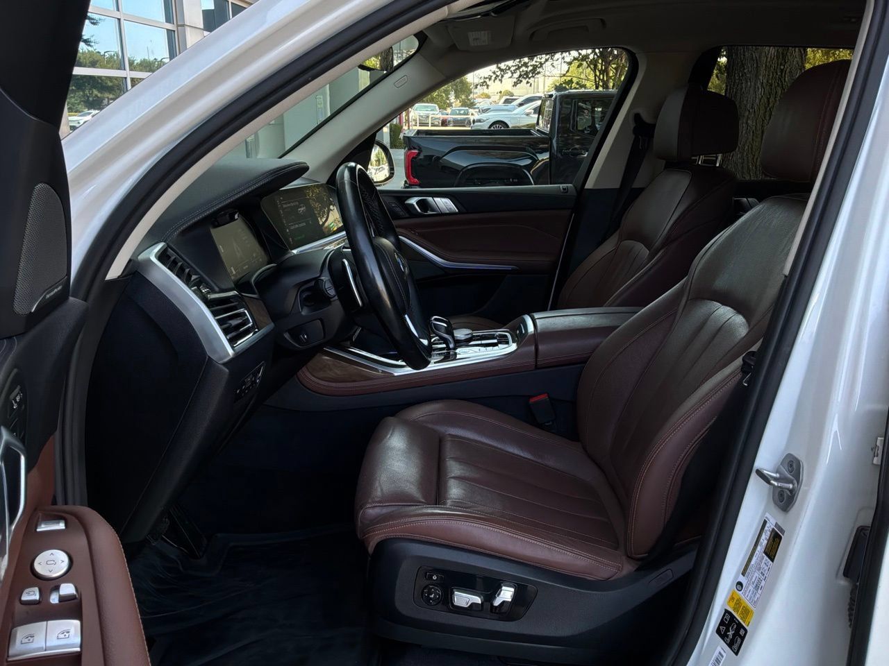 Used 2020 BMW X7 xDrive40i w/ Premium Package AWD/4WD image 11