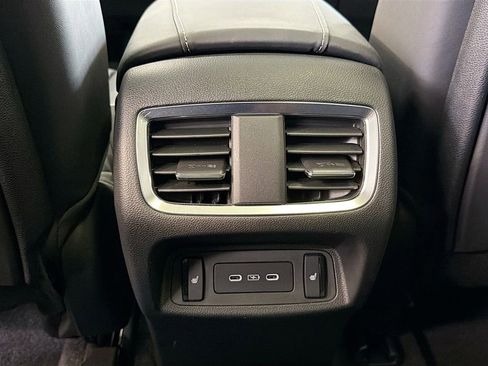 Used 2024 Acura RDX SH-AWD w/ Advance Package image 29