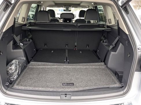 New 2026 Volkswagen Atlas SEL Premium R-Line AWD/4WD image 13